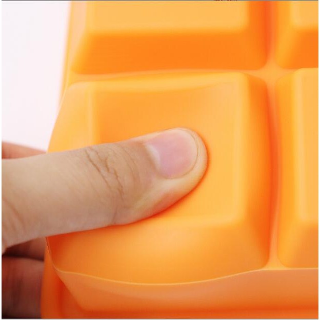 Customizable Four Cavity Ice Cube Tray 1