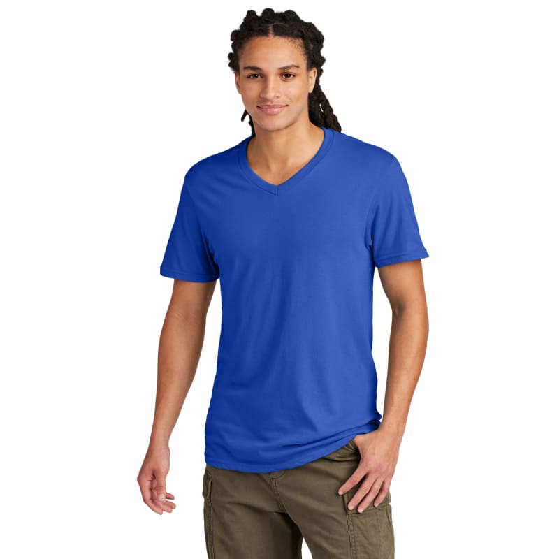 District Very Important Tee V-Neck. 49