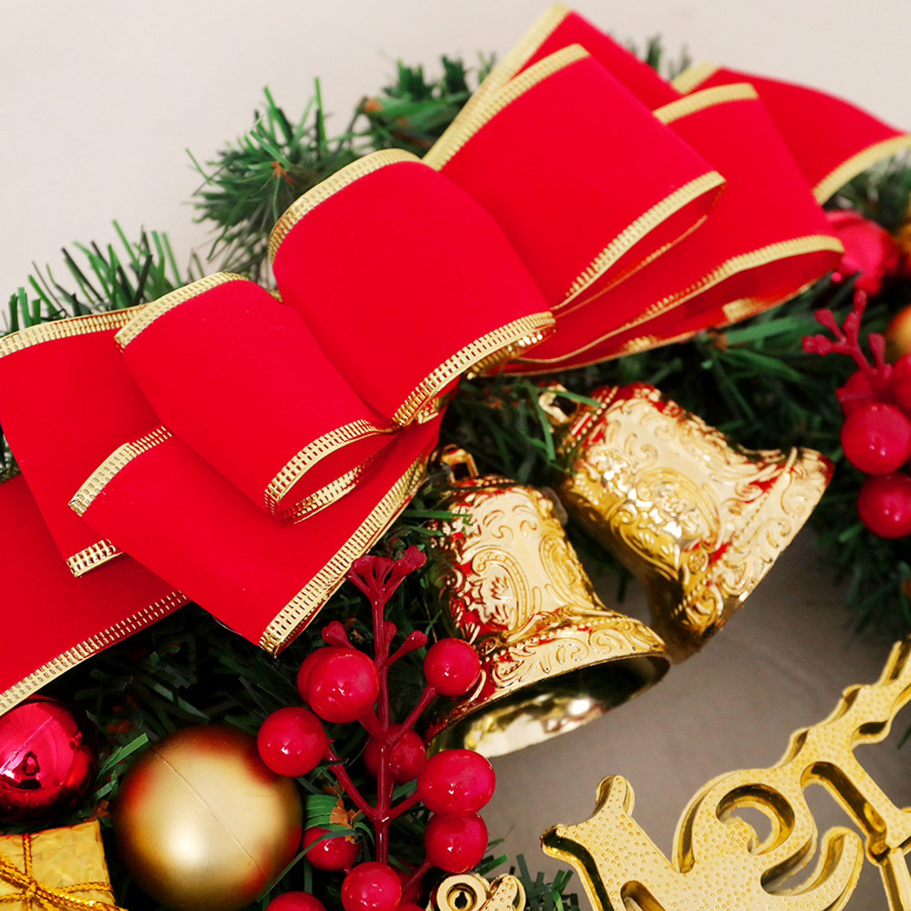 Christmas Holiday Ornaments Wreath 3
