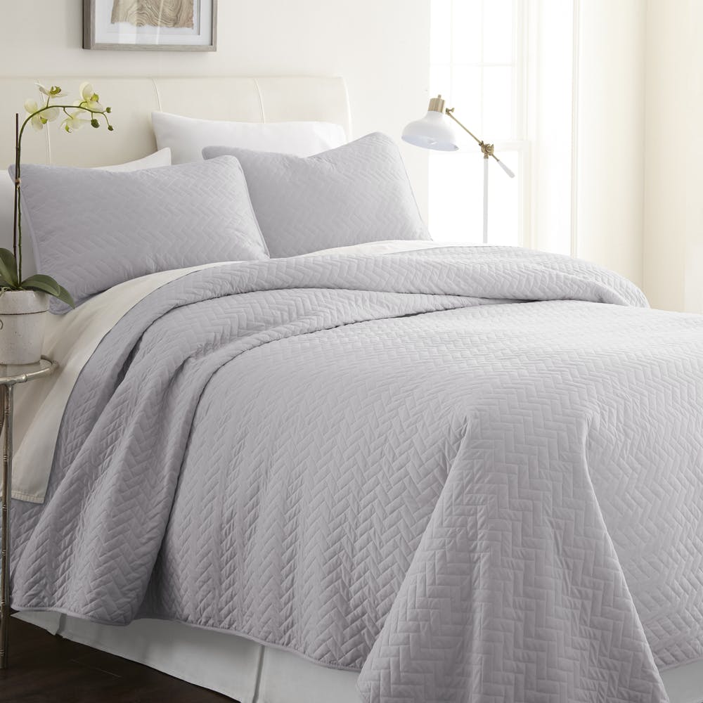 Premium Quilted Coverlet Sets - Gray Queen 3 Piece 2