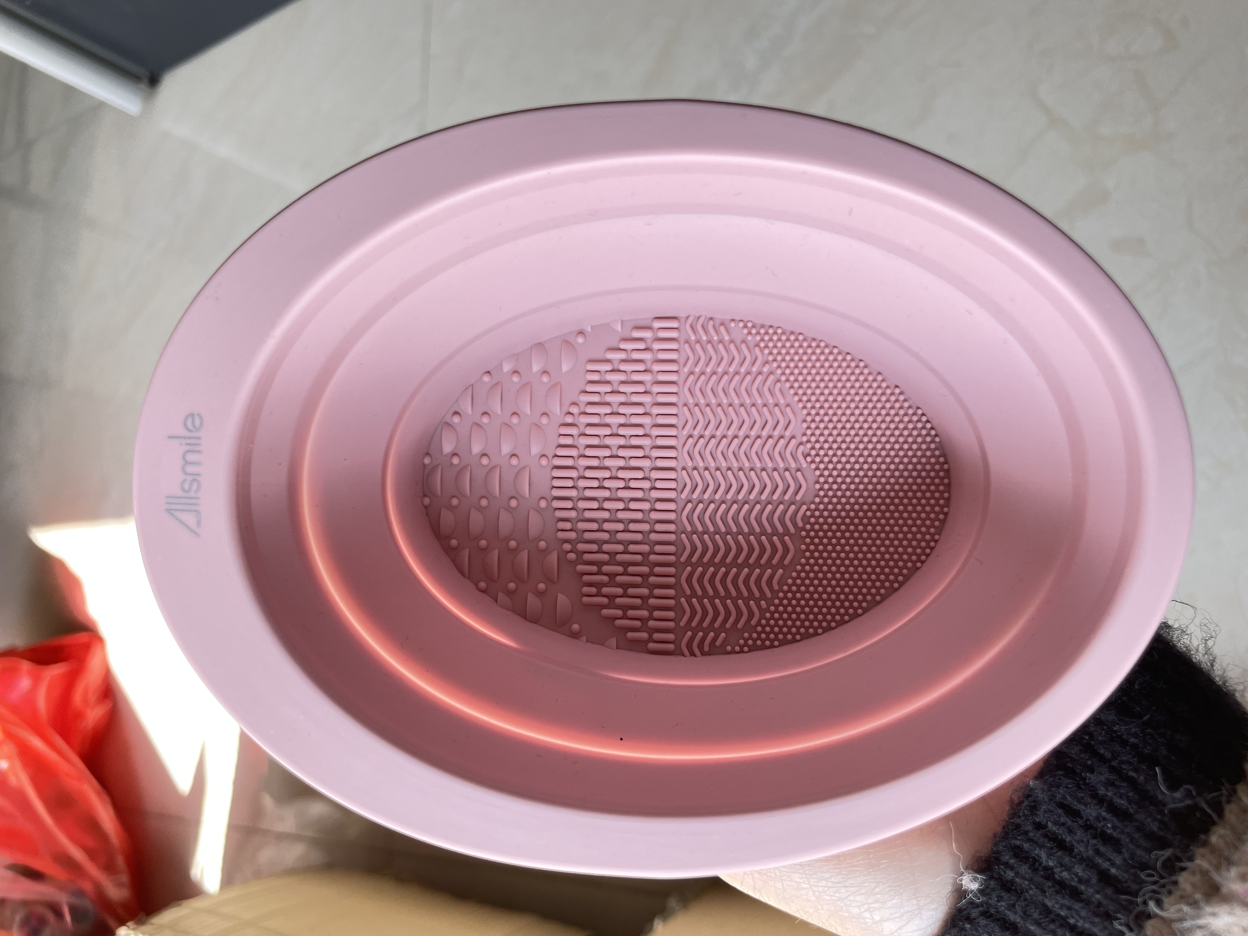 Foldable Makeup Brush Cleaner Cleaning Bowl--Round Shape 18