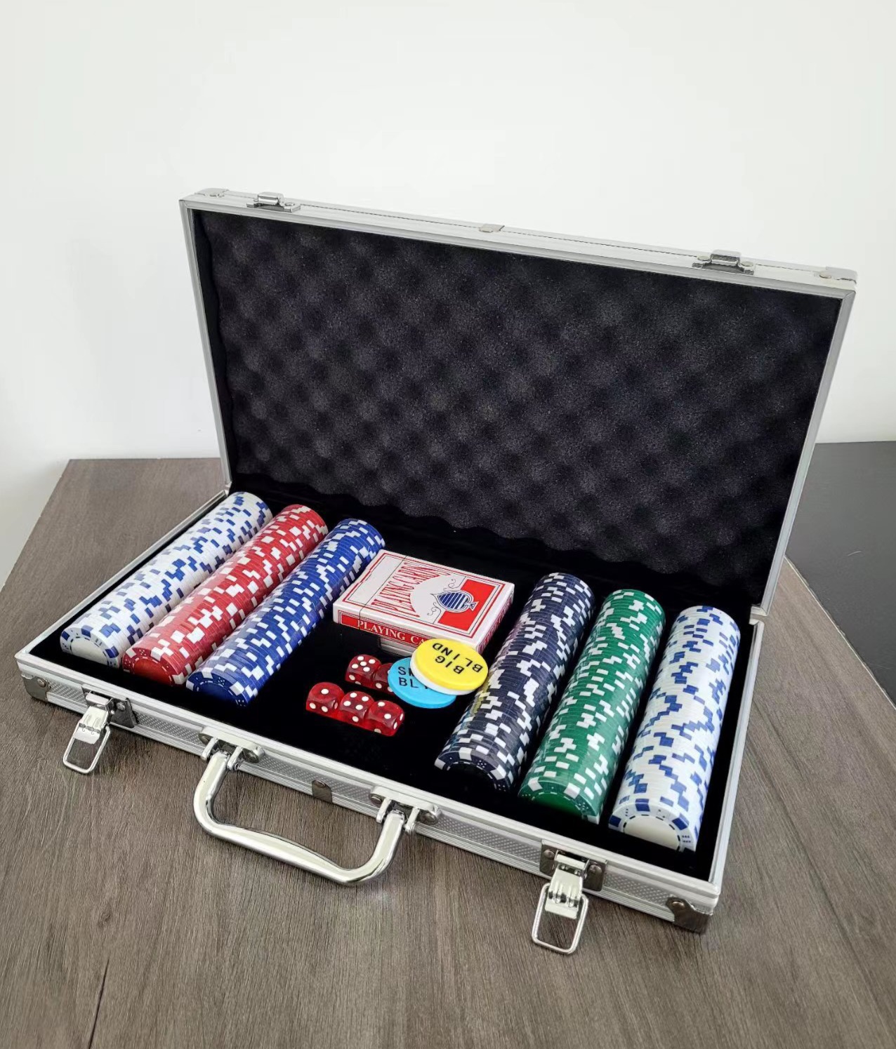 300PCS Poker Chips set 1