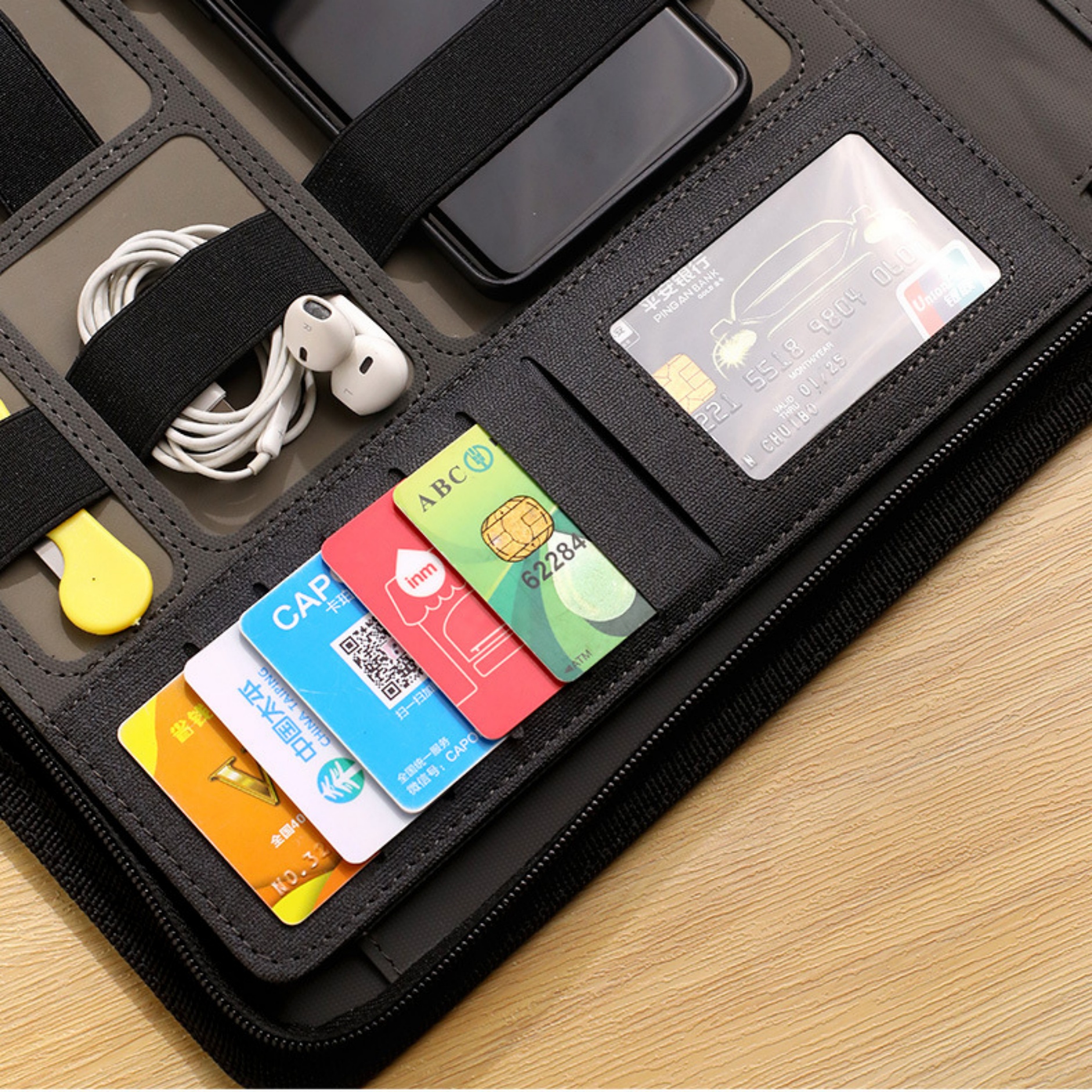 Multi-Functional Business Portfolio Power Bank 8