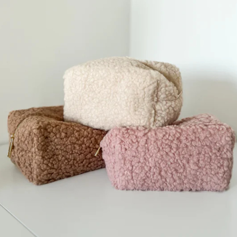 Lamb Cashmere Pouch 2