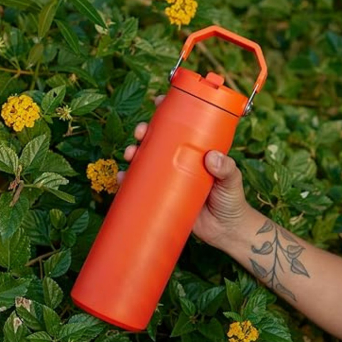24oz Insulated Tumbler with Handle 1