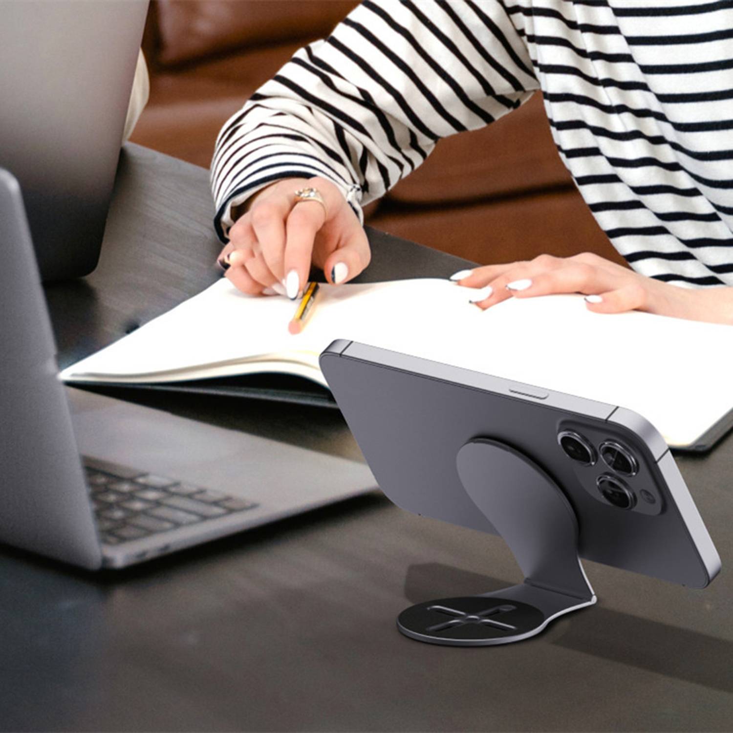 Car Magnetic Dual Phone Holder 4