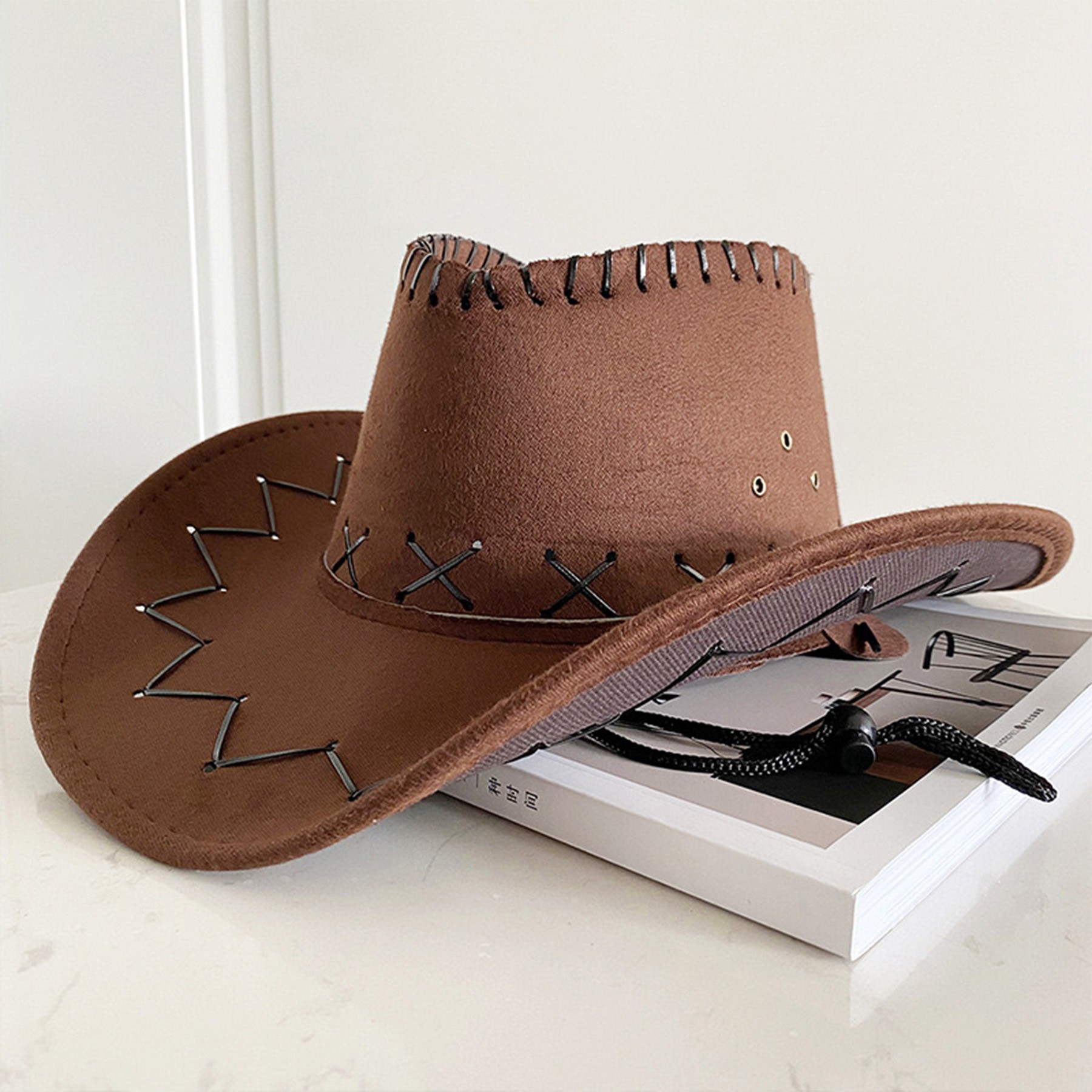 American Vintage Large Eaves Western Cowboy 16