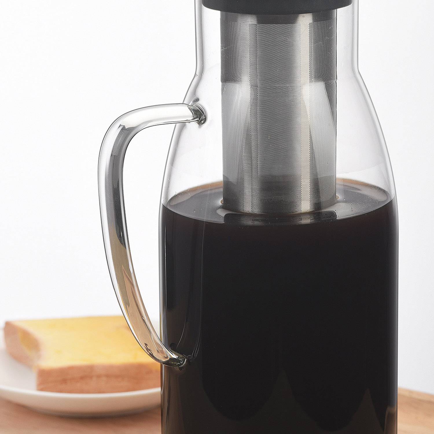 Cold Brew Coffee Maker 4