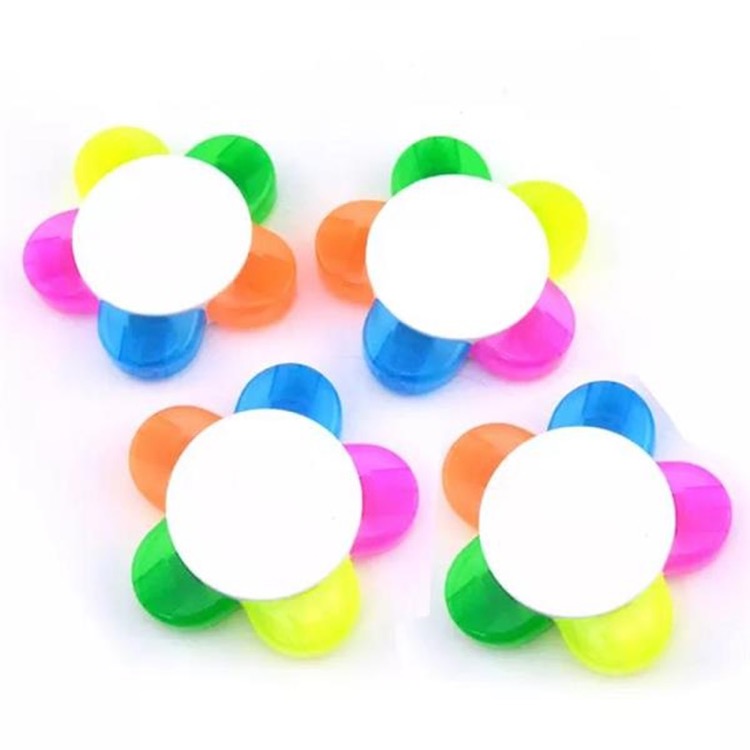 Flower Shaped 5-In-1 Highlighter 4