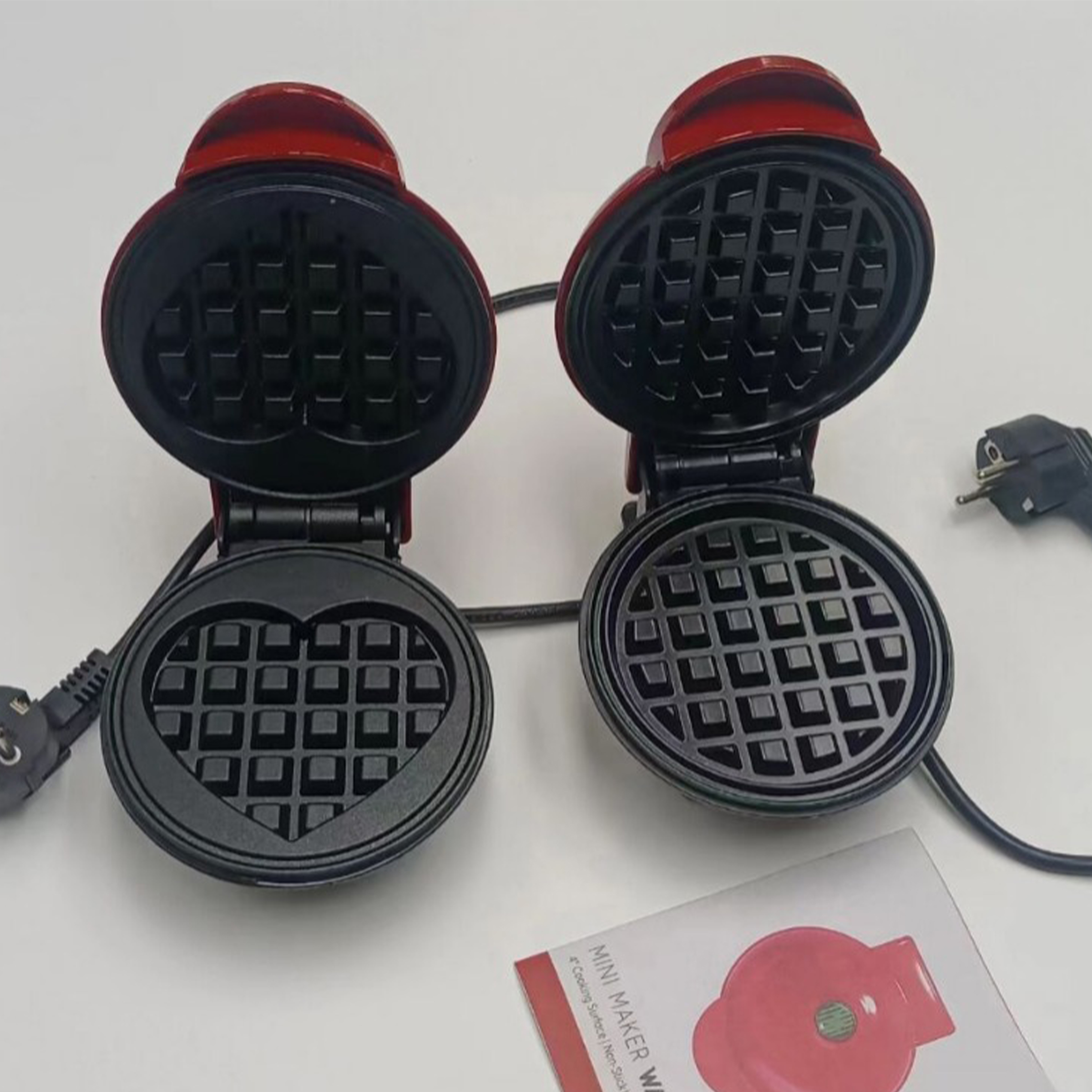 Stainless Steel Mini Waffle Maker 6