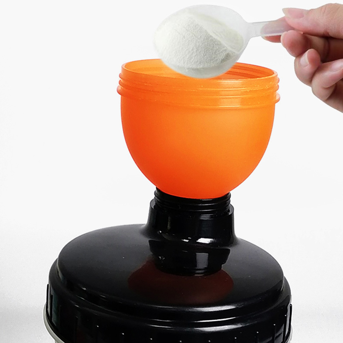 Portable fitness protein powder funnel shaking water cup 4