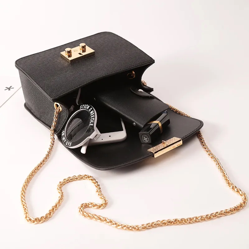 Simple chain trend one-shoulder crossbody bag 14