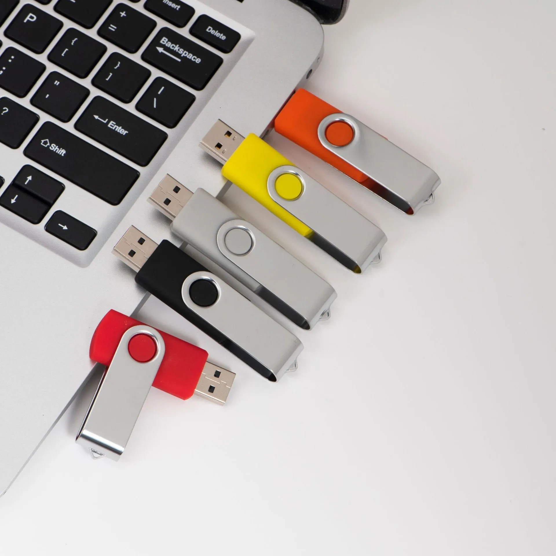 4GB Metal Portable Lanyard USB Flash Disk 2