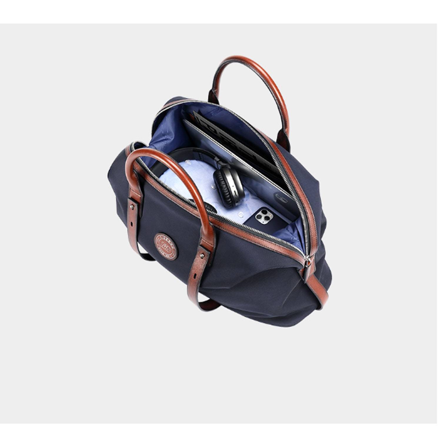 Business and leisure travel bags 5