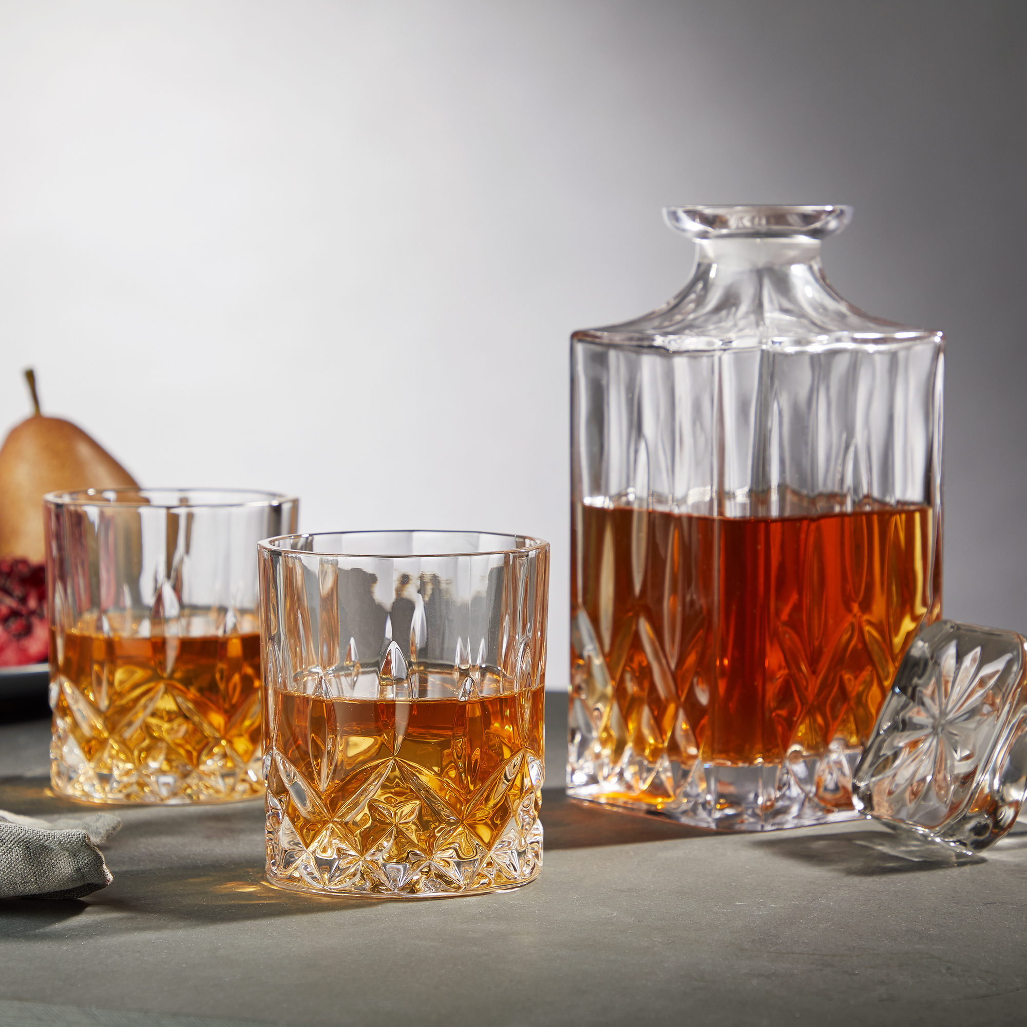 Viski® Admiral™ 3-Piece Decanter & Tumbler Set 2