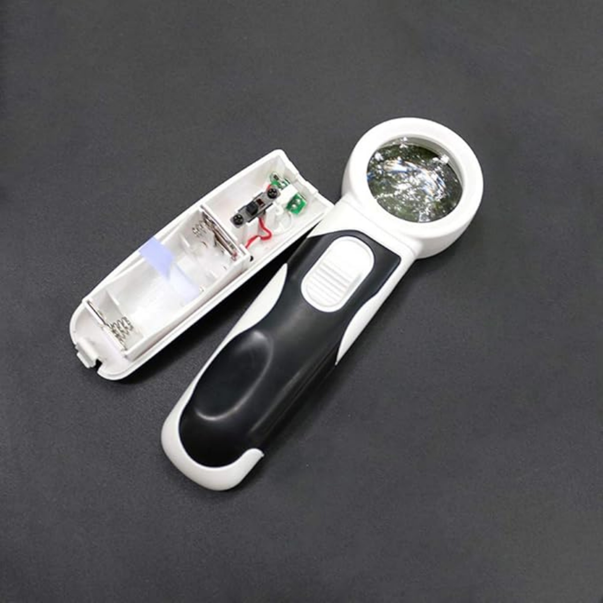 16X Handheld Magnifier With 2 LED Lights 2
