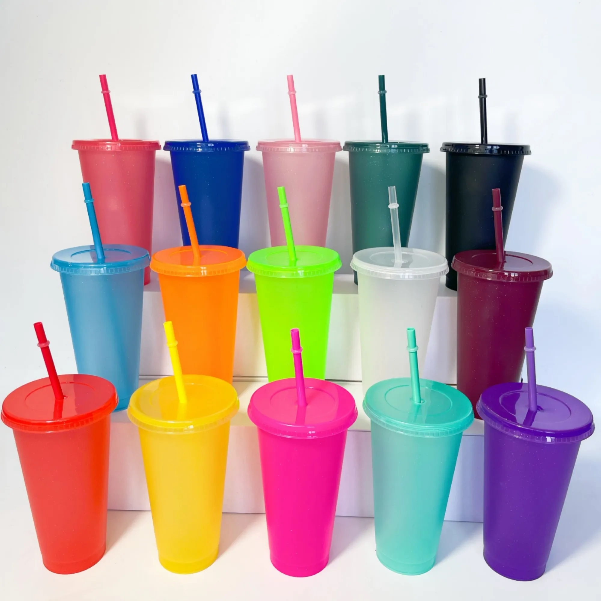 24oz PP Glitter Tumbler Plastic Straw Cup With Lid 2