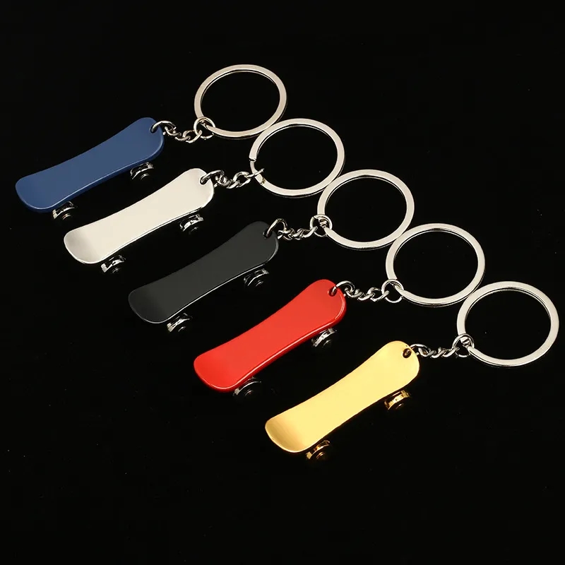 Custom skateboard keychain 4