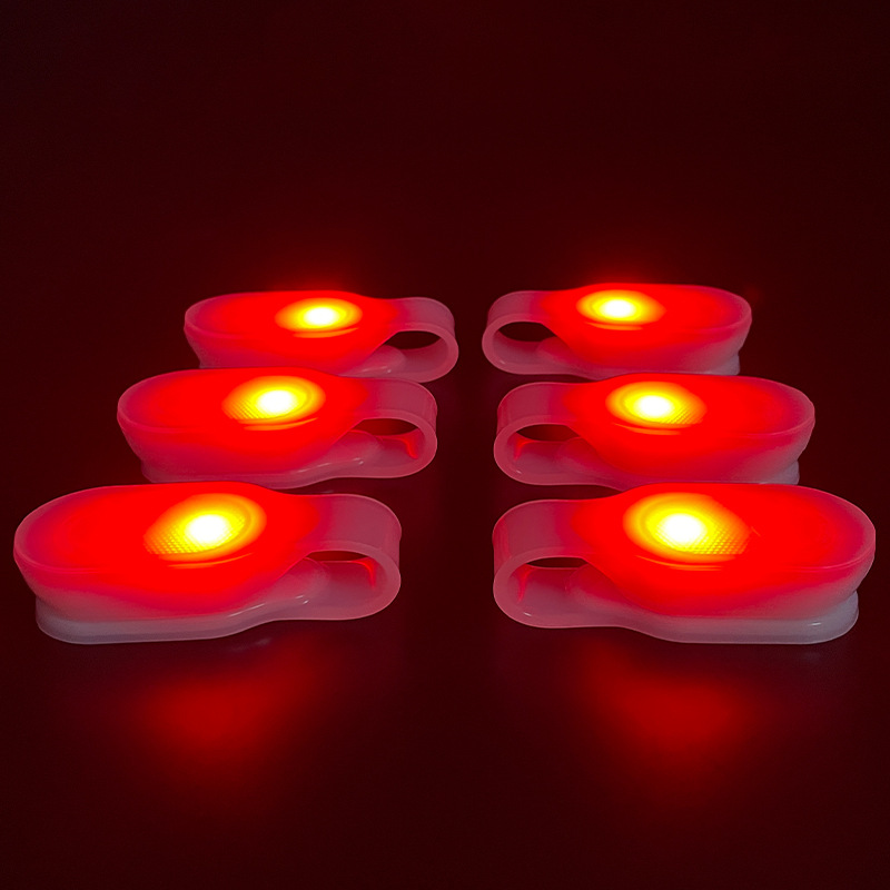 Rechargeable LED Flashlights Clip 4