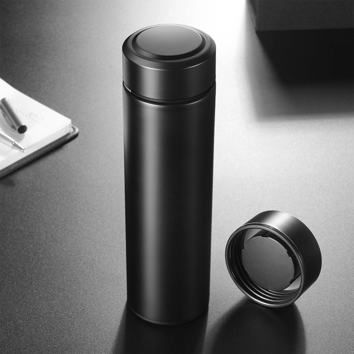 Water Bottle with LED Temperature Display 2