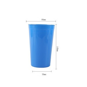 22oz Plastic Stadium Drinking Cups 9
