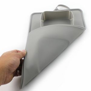 Production Stretchable Dual Pet Bowl Food Tray 24