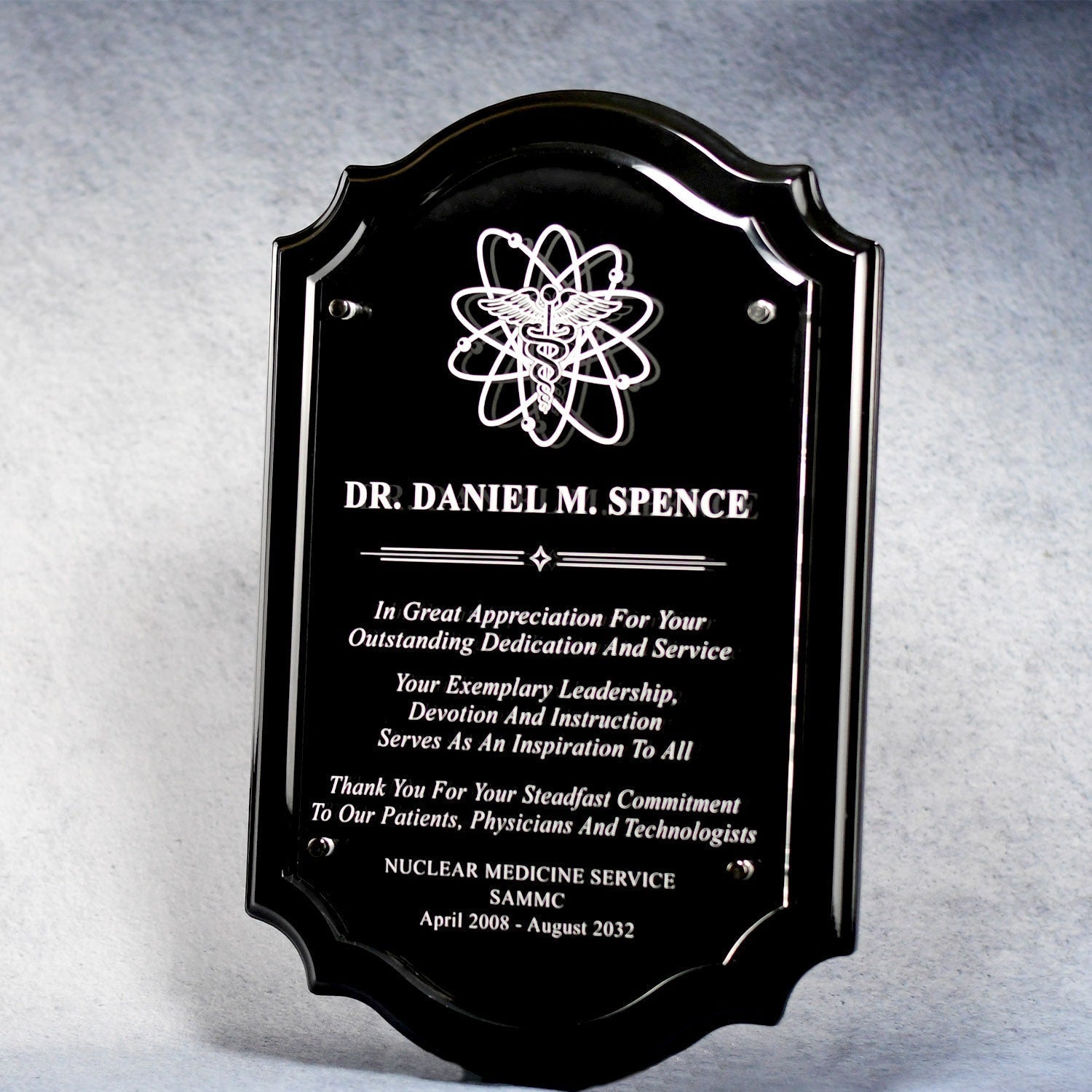 Scalloped Edge Plaque With Floating Acrylic Plate 3