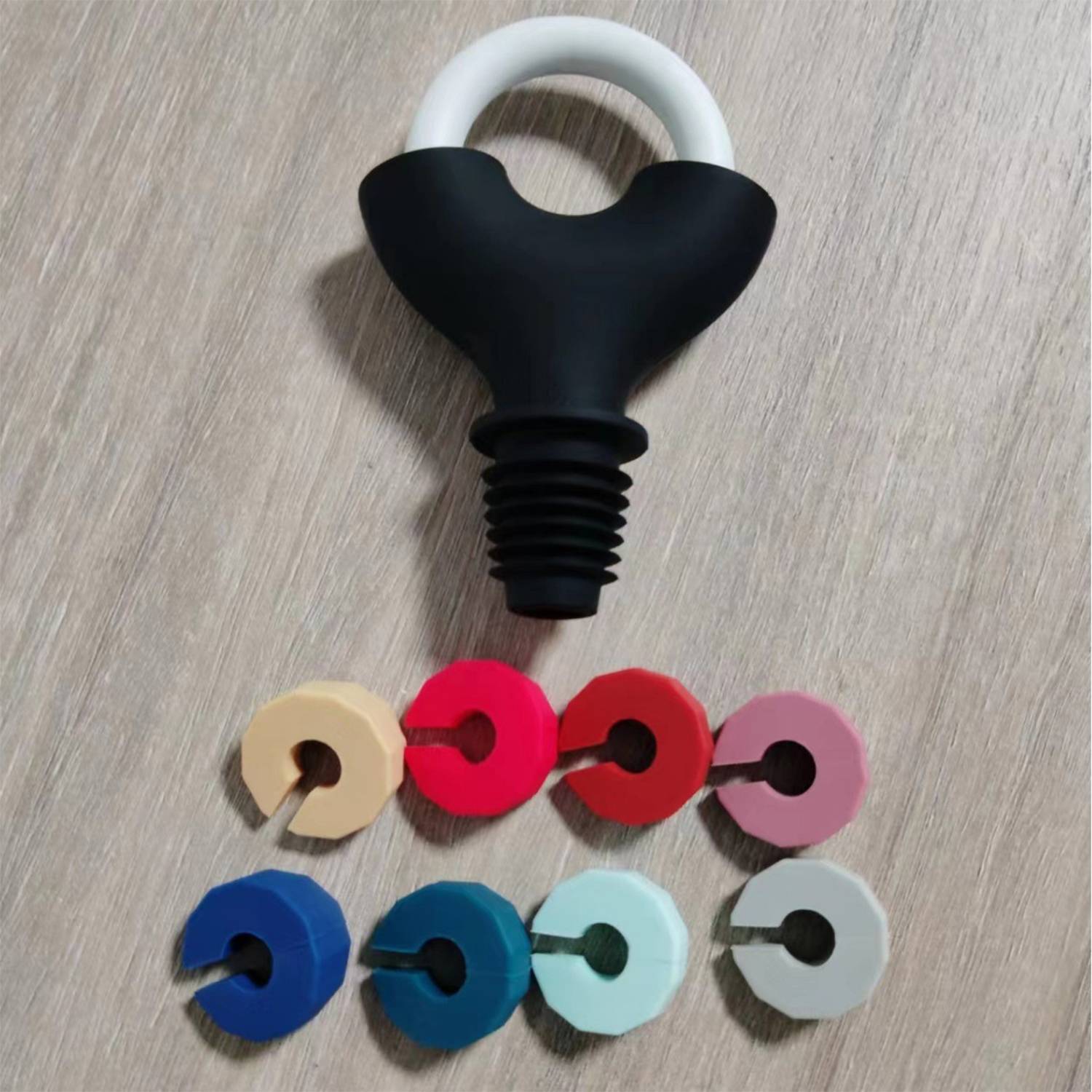 Wine Charms Stopper 2