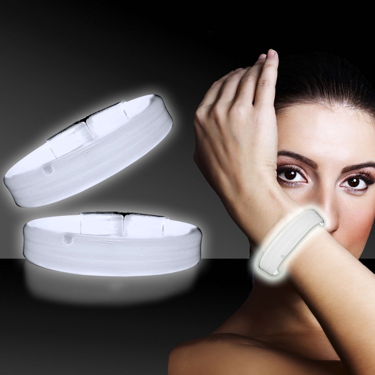 White 9" Triple Wide Light Up Glow Bracelets 3