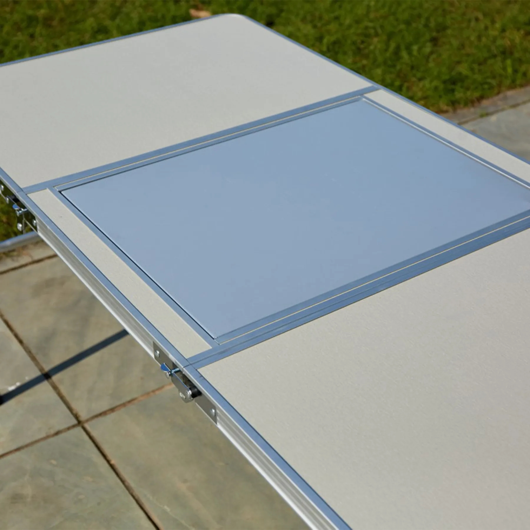 Foldable Bbq Table 4