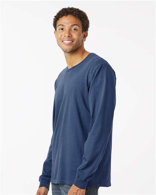 Unisex Classic Long Sleeve T-Shirt - 220 57
