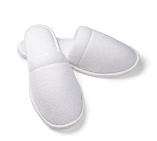Woman's Closed Toe Terry Slipper 2