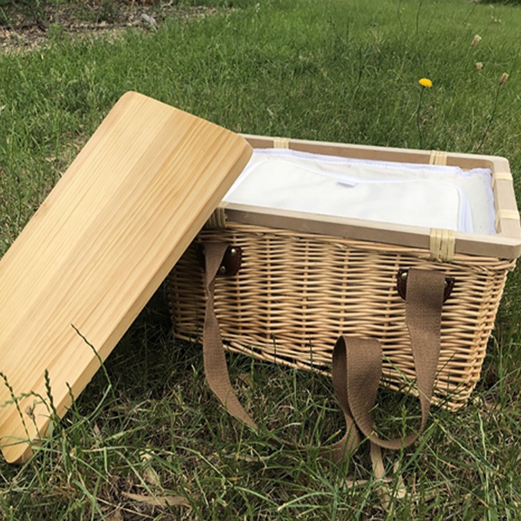 Gold Coast Wicker Picnic Cooler Basketsquare) 9