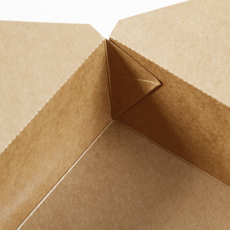 Take out boxes designed with a flat square bottom 2