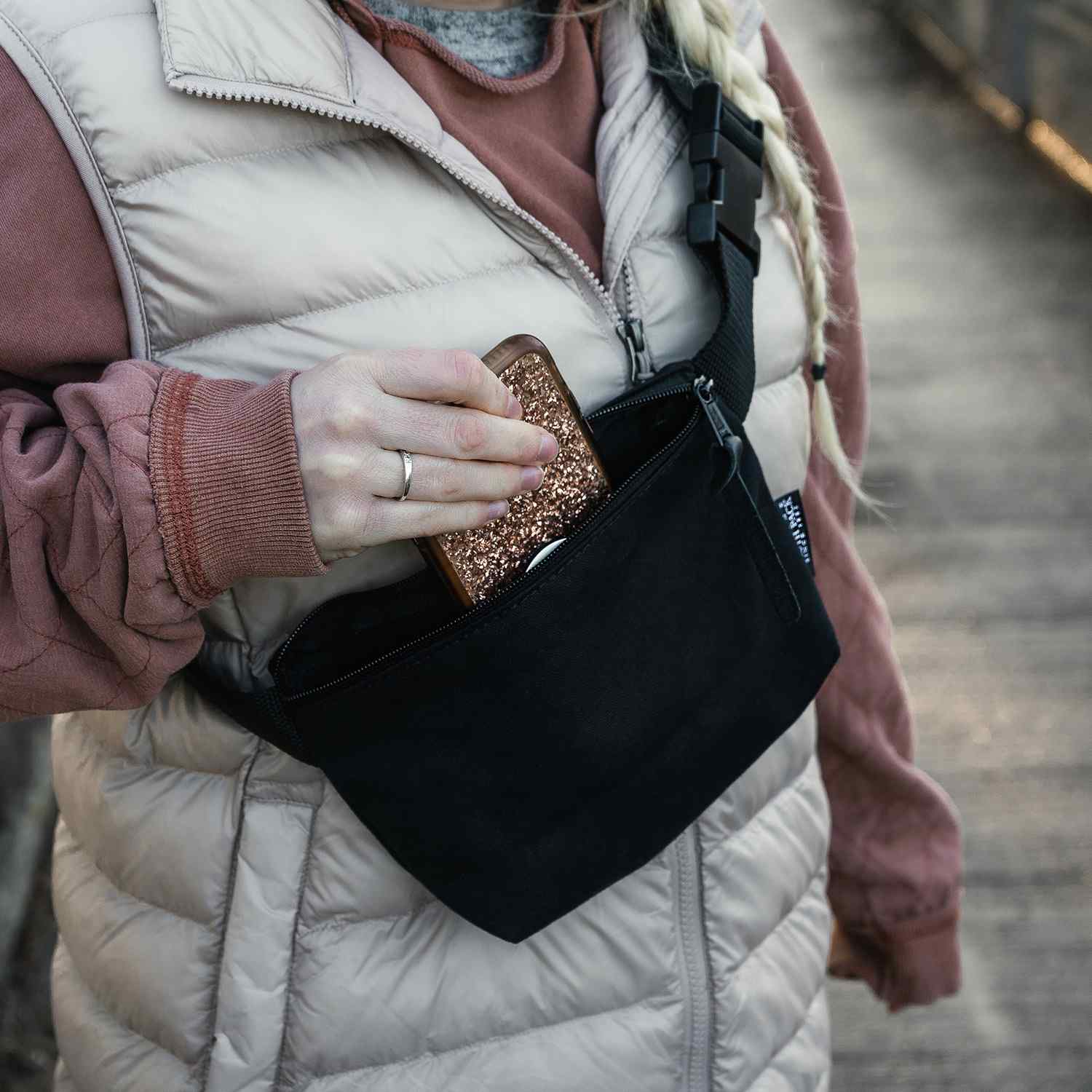 DULUTH PACK™ MINI BELT BAG 6