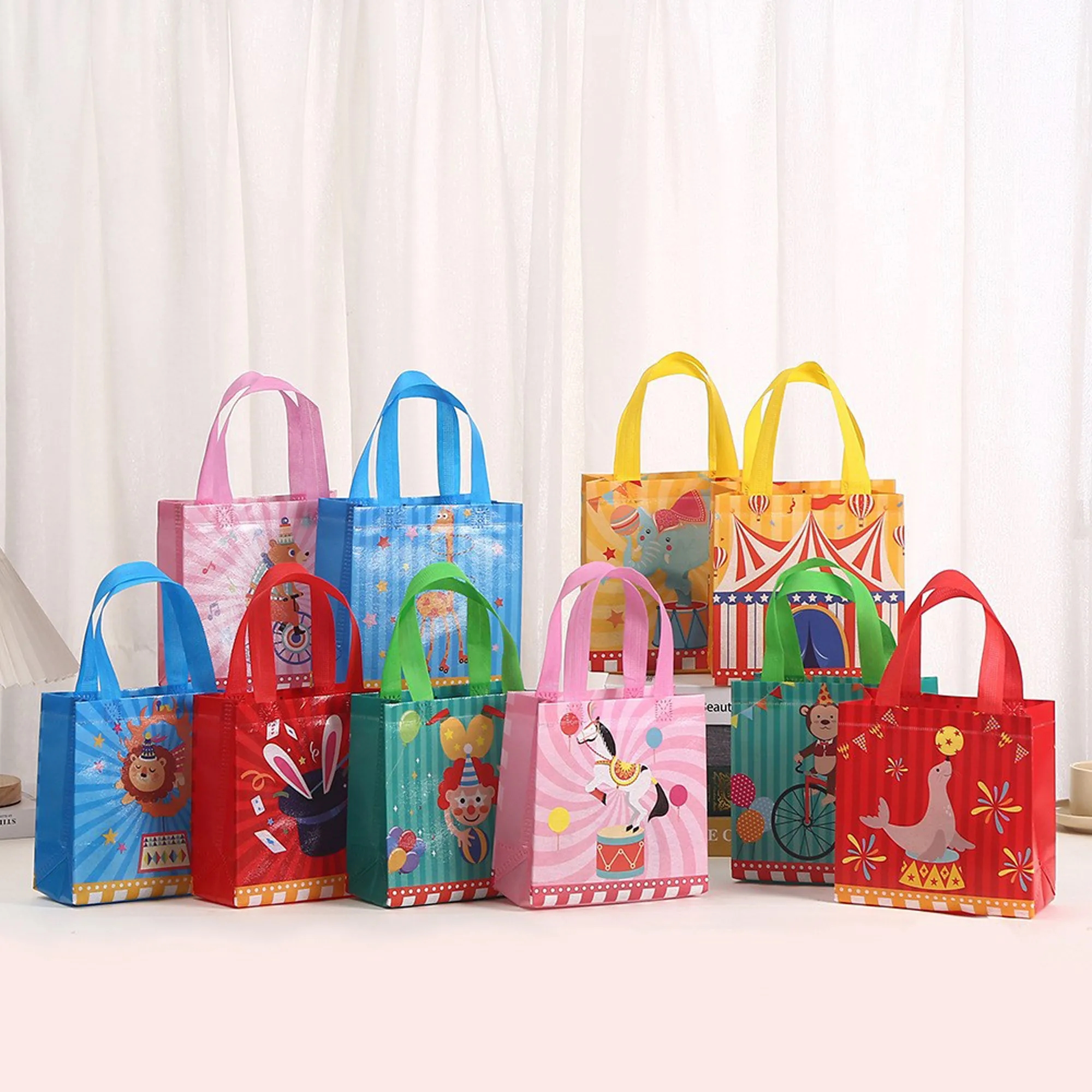 Children's Gift Tote Bag With Circus Print 1