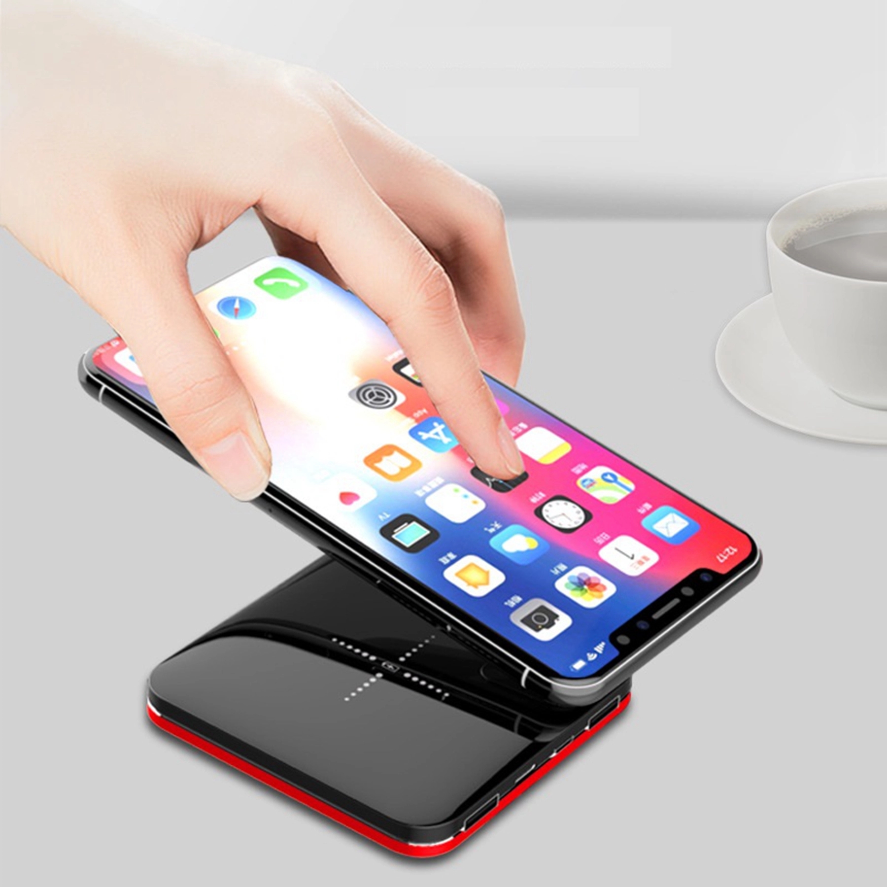 8000 mAh Qi Wireless Power Bank 5