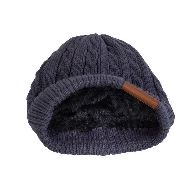 "THE COZY" Cable Knit Beanie With Fluffy Soft Lining 1