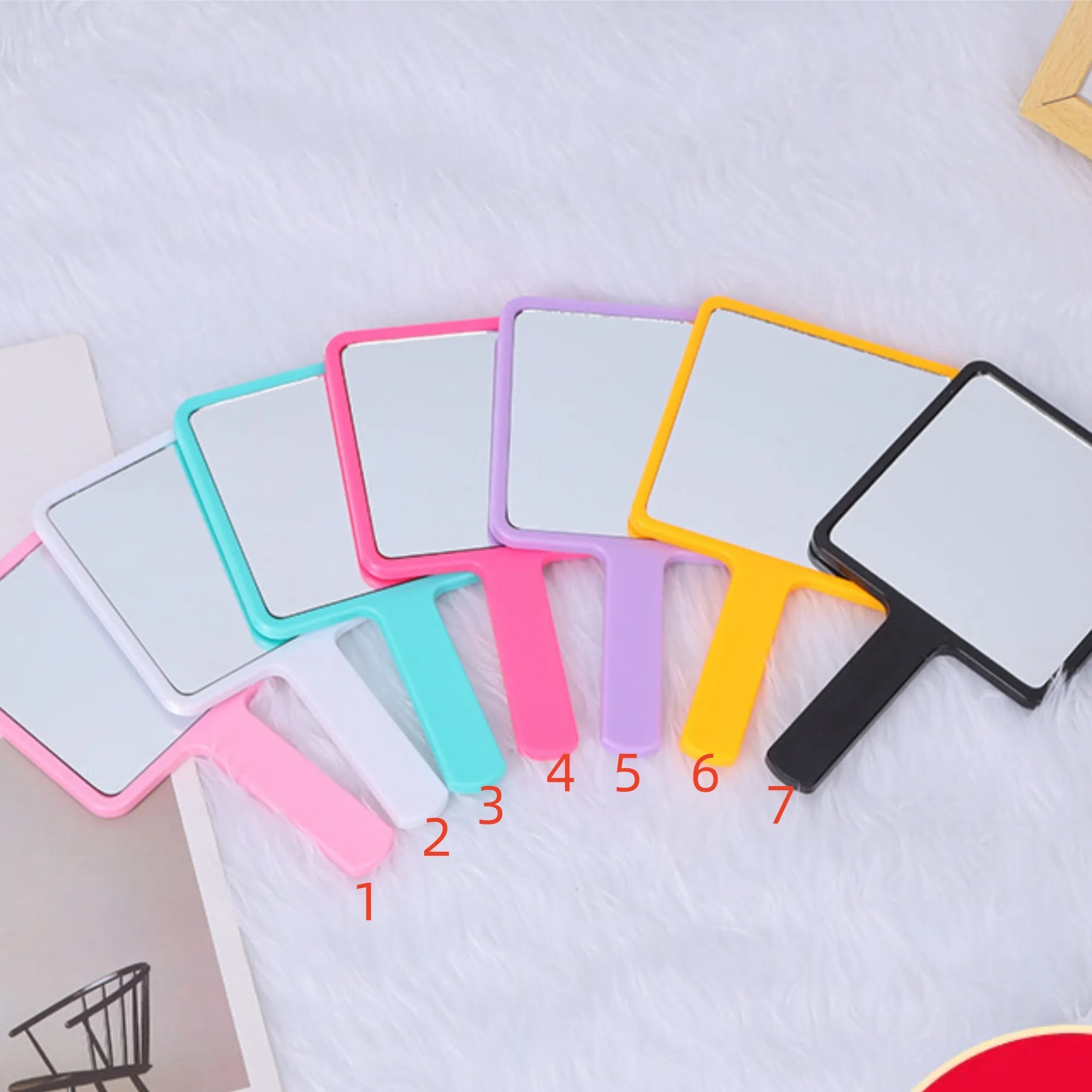 Portable Mini Makeup Mirror With Handled 7