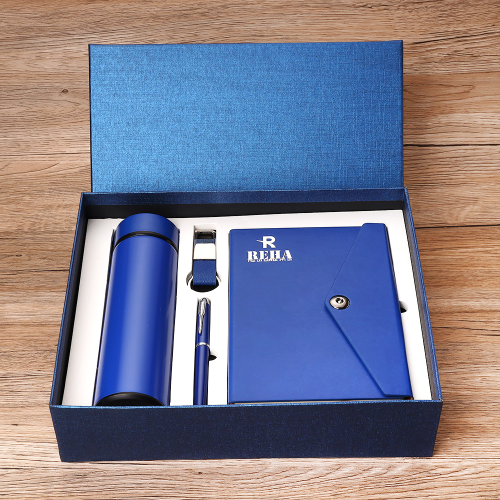 Luxury 4-Piece Office Gift Set 1