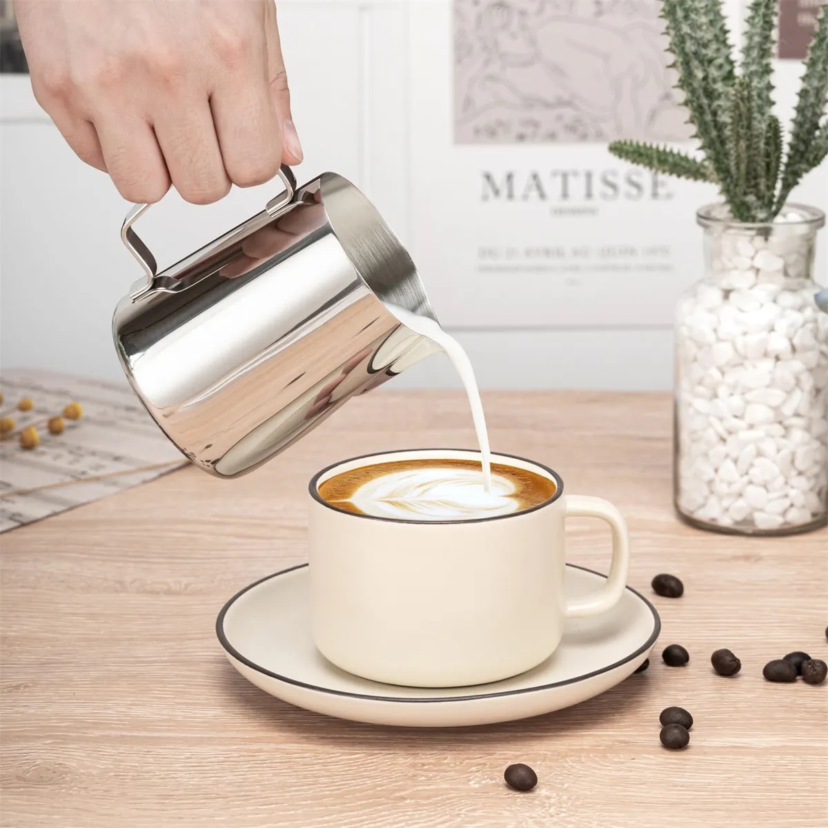12oz Milk Frother Cup with Clear Scale 4