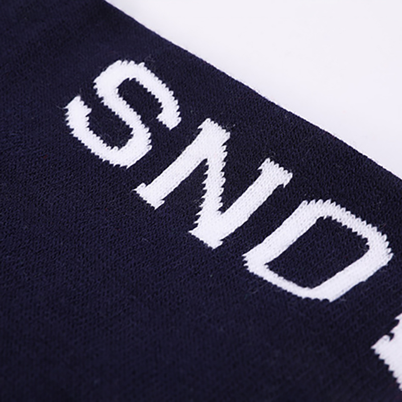 LED Christmas Holiday Hat for Unisex Kids Adults 16