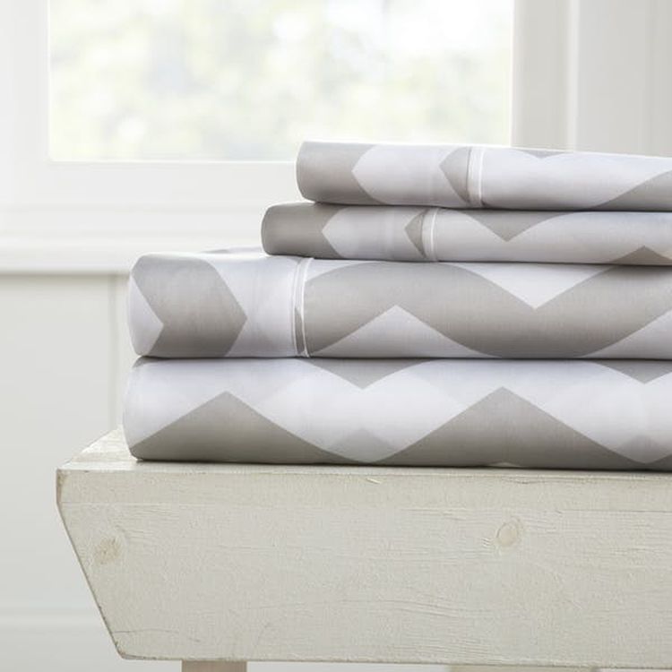 Premium Sheet Sets - Gray & White Cali King 4 Piece 1