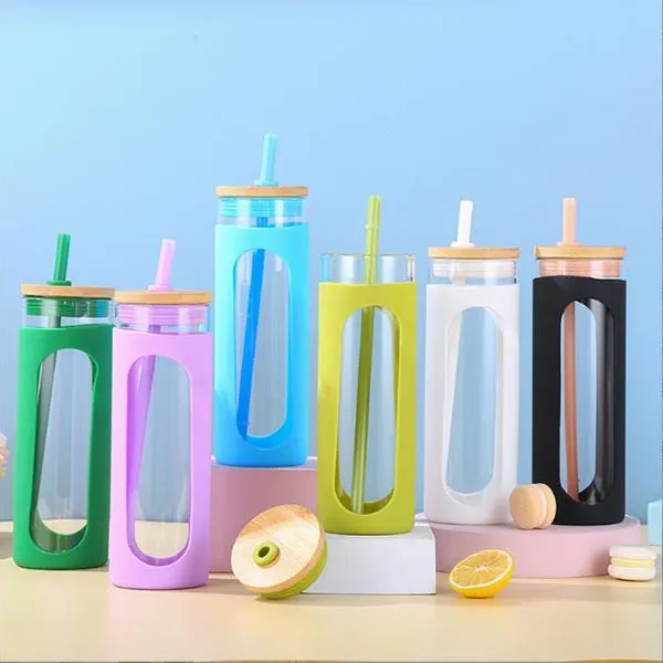 20 oz Glass Cup with Bamboo Lid 3