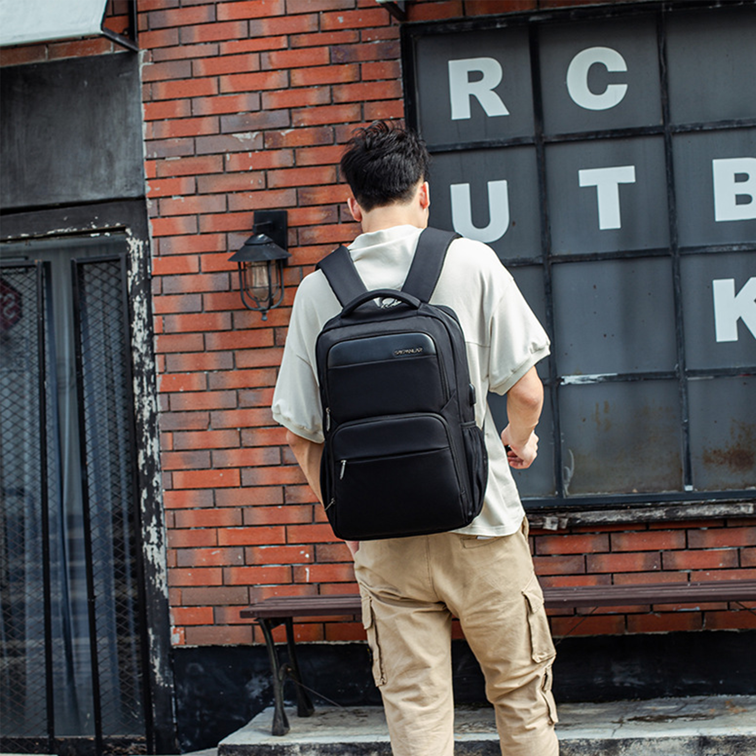 Classical Basic Travel Backpack 3