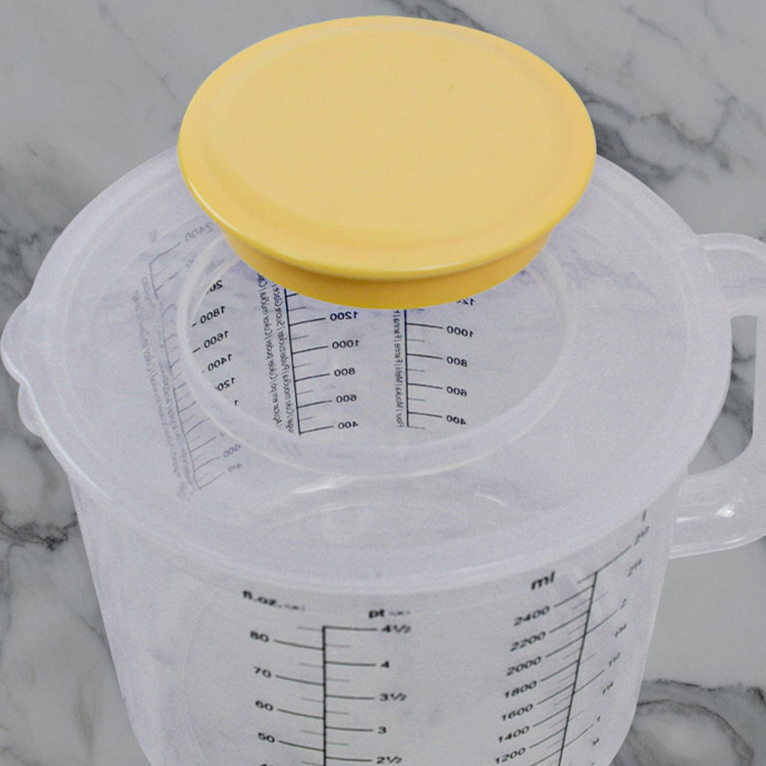 84oz Mixing Jug w/ Measures 8