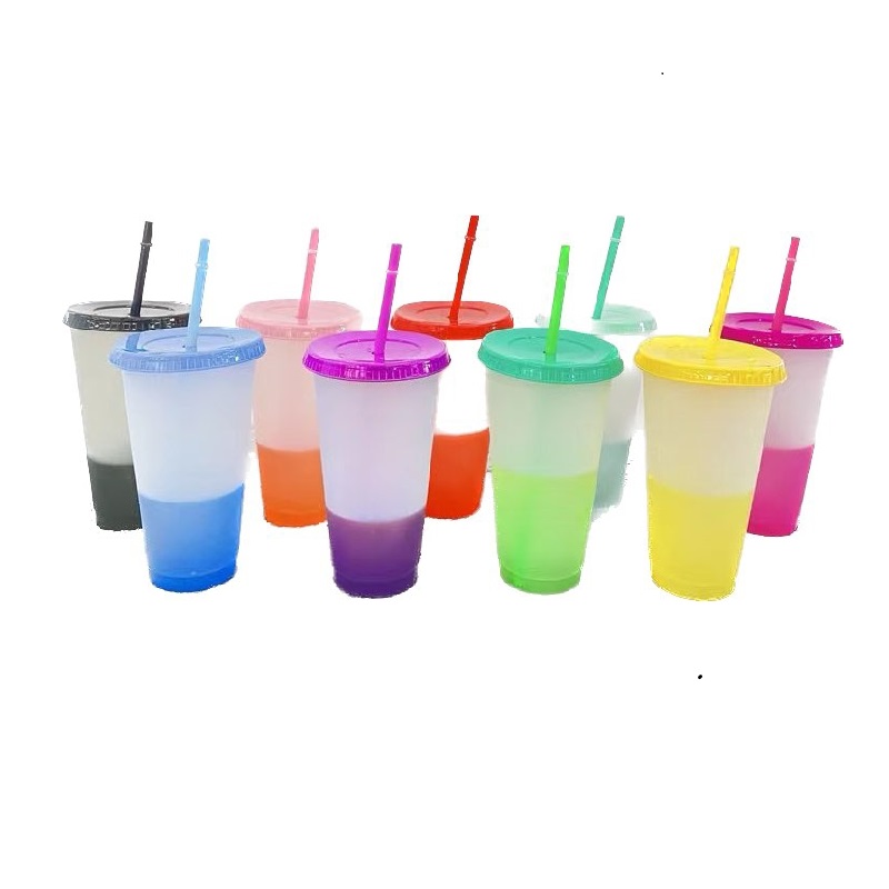 24oz Reusable Plastic Color Changing Cup With Lid & Straw 2
