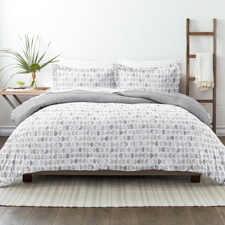 Down Alternative Comforters - Gray Moonlight Queen 3 Piece 2