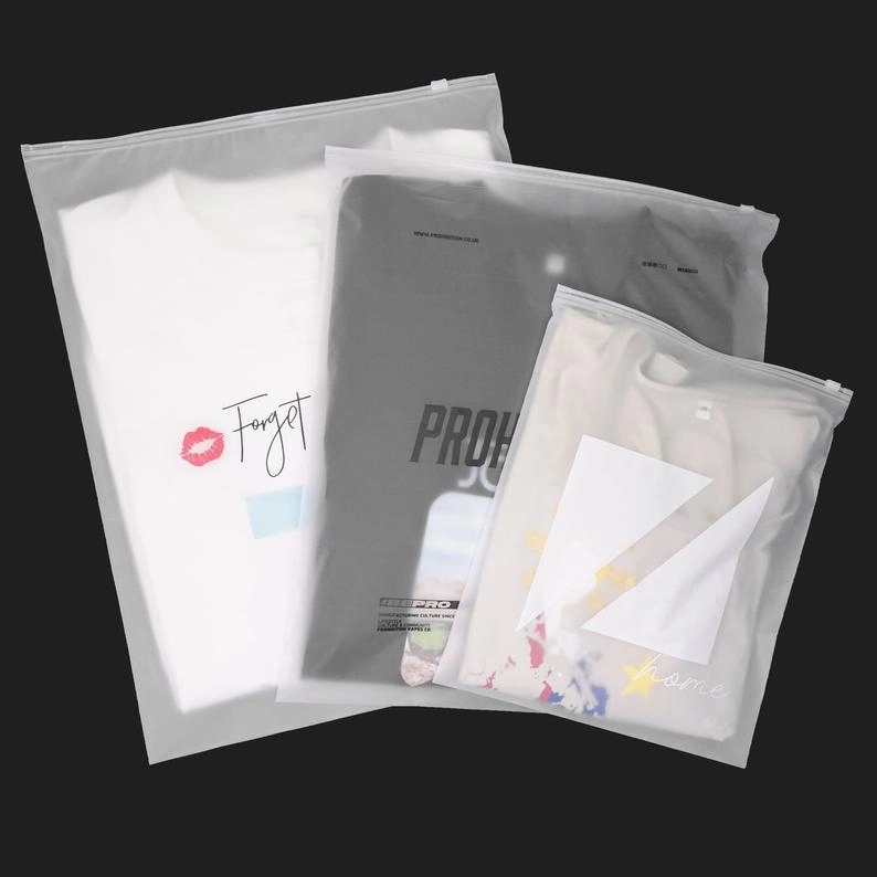 Frosted Reclosable Zipper Bags - 17 x 25 cm 3