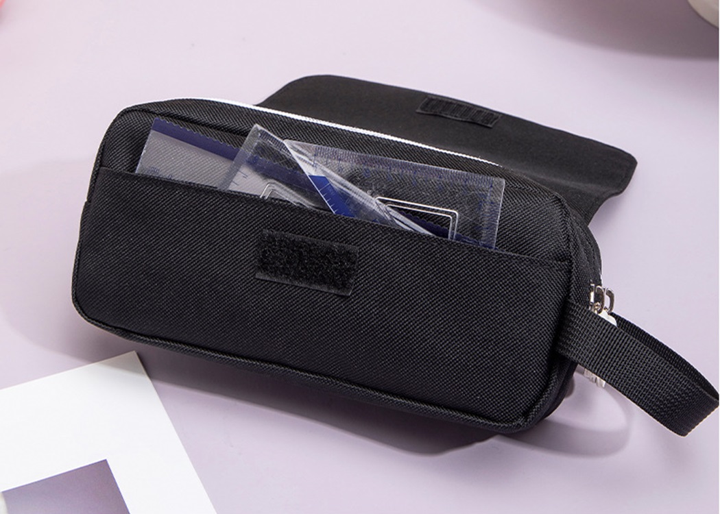 Portable Large Capacity Pen Bag 2